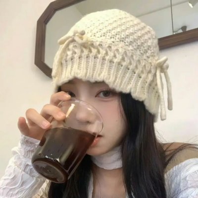 戴面具的女人