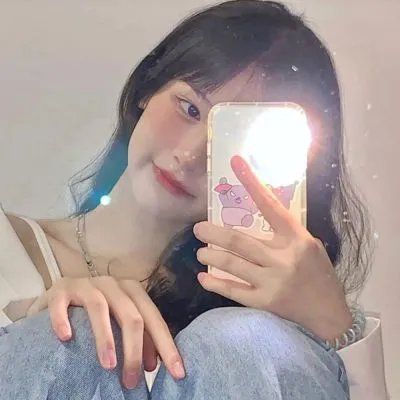 月亮在江边流淌